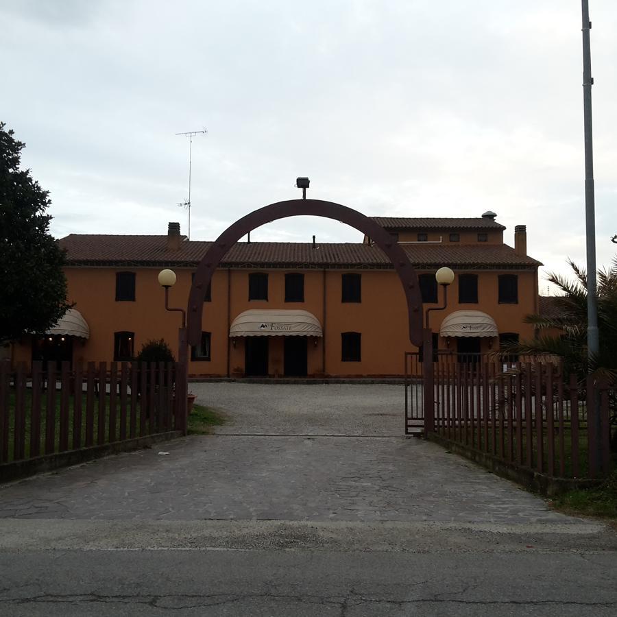 Antico Casale Le Fossate Hotel Giove Luaran gambar