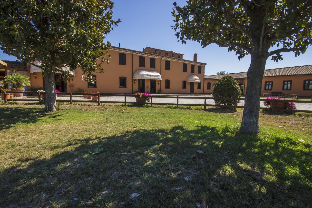 Antico Casale Le Fossate Hotel Giove Luaran gambar