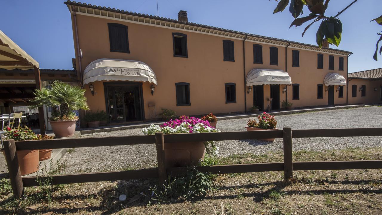Antico Casale Le Fossate Hotel Giove Luaran gambar
