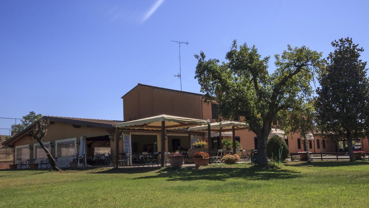 Antico Casale Le Fossate Hotel Giove Luaran gambar